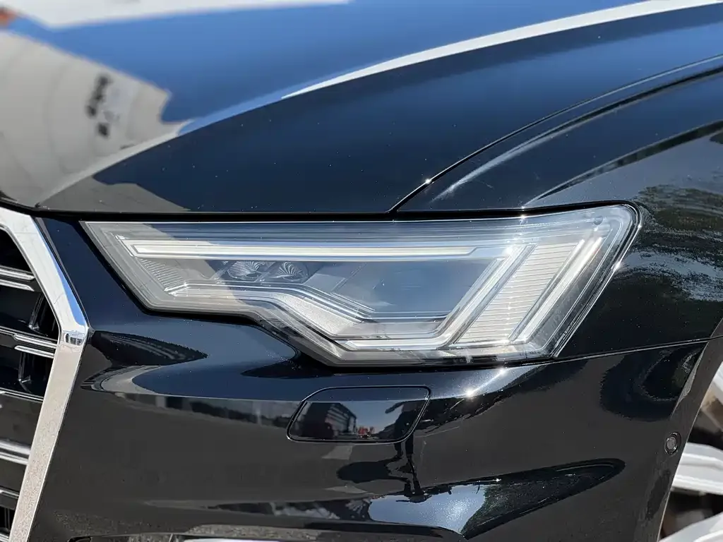 Audi A6L 2023 из CN, фото 5