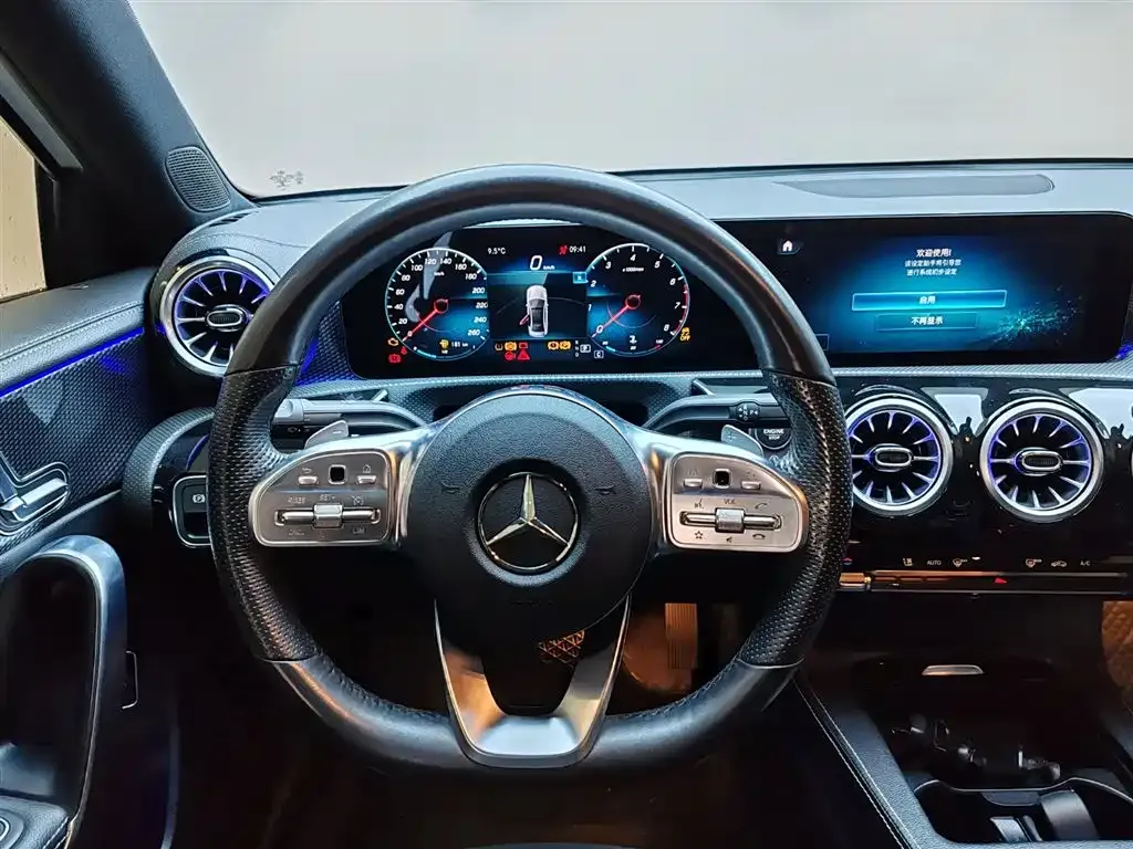 Mercedes-Benz A-Class — фото 6