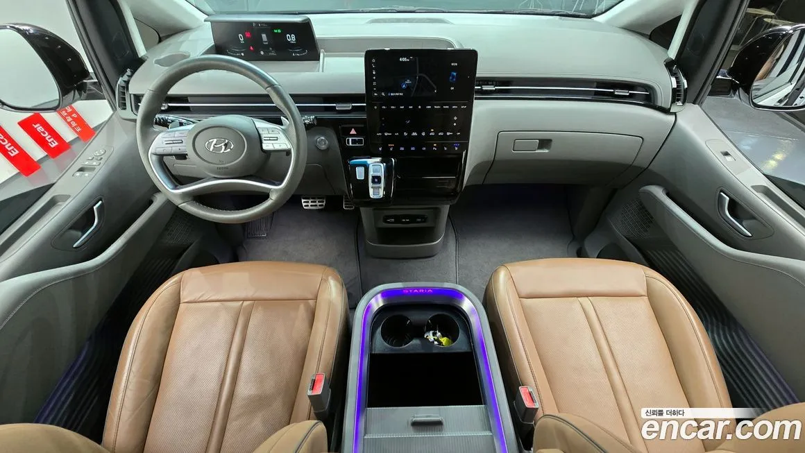 Hyundai Staria — фото 2