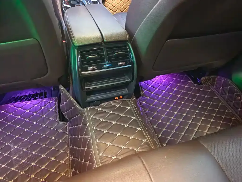 BMW 5 Series 2022 из CN, фото 4