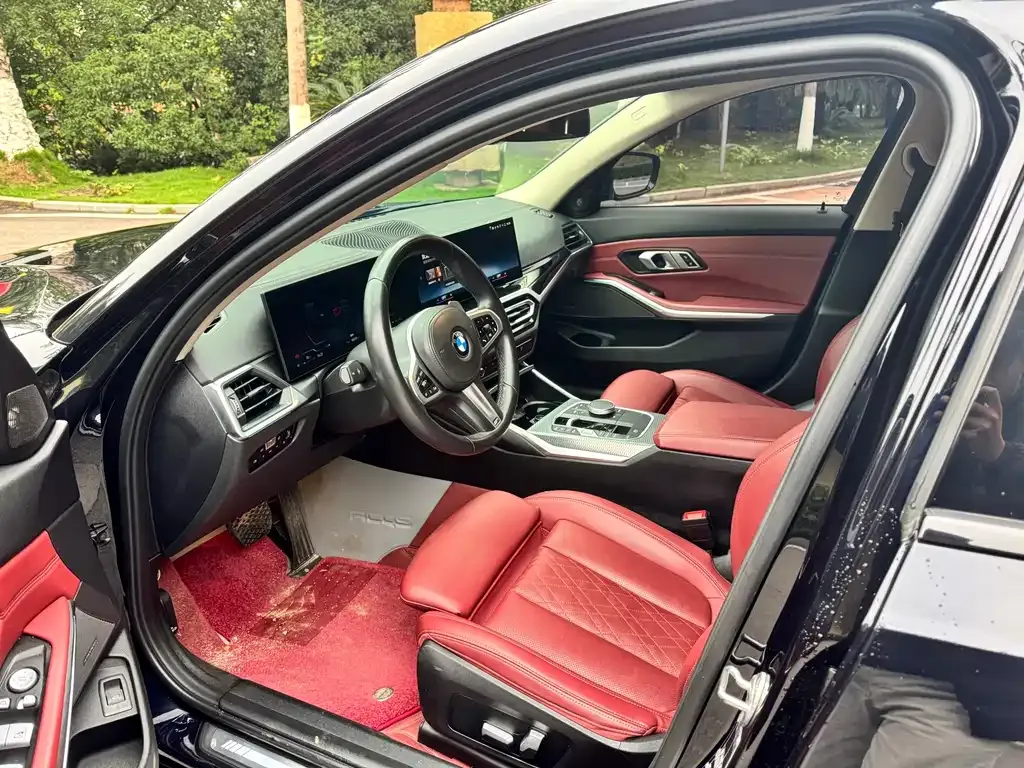 BMW 3 Series 2023 из CN, фото 6