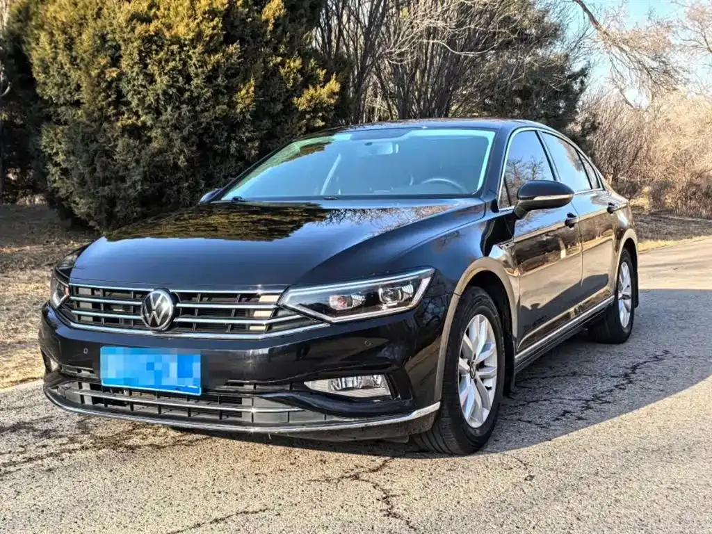 Volkswagen Magotan 2023 из CN, фото 1