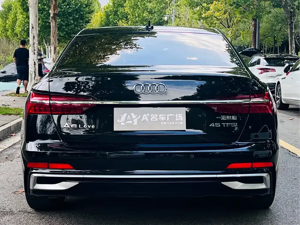 Audi A6L 2025 из CN, фото 9