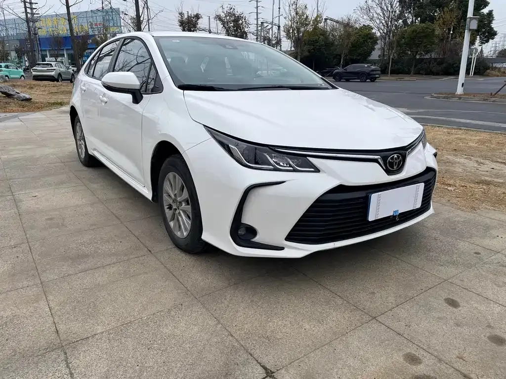 Toyota Corolla 2022 из CN, фото 4