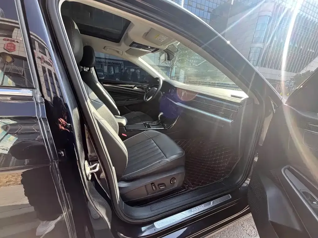 Volkswagen Passat 2022 из CN, фото 8