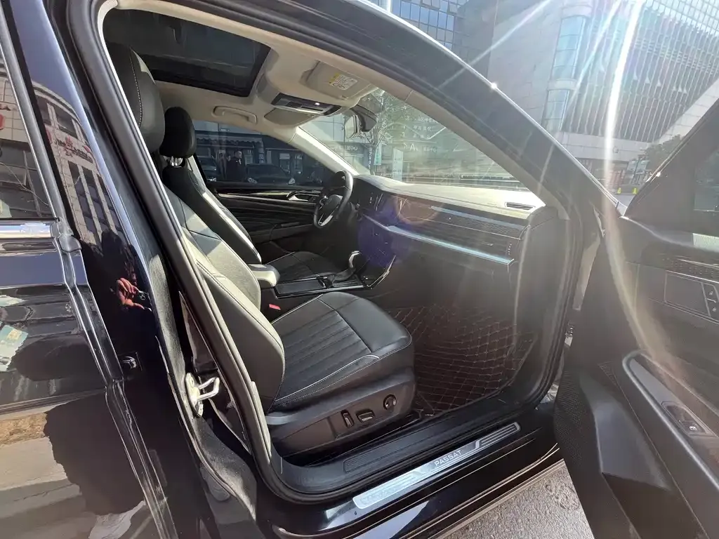Volkswagen Passat 2022 из CN, фото 4