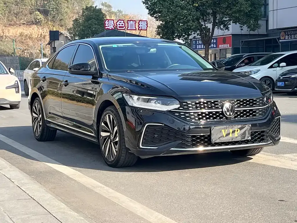 Volkswagen Passat 2022 из CN, фото 10