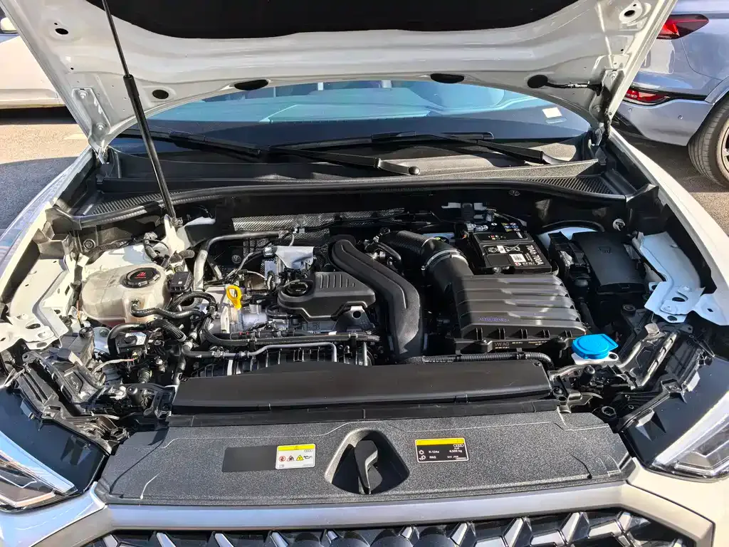 Audi Q3 2024 из CN, фото 8