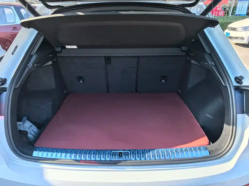 Audi Q3 2024 из CN, фото 6
