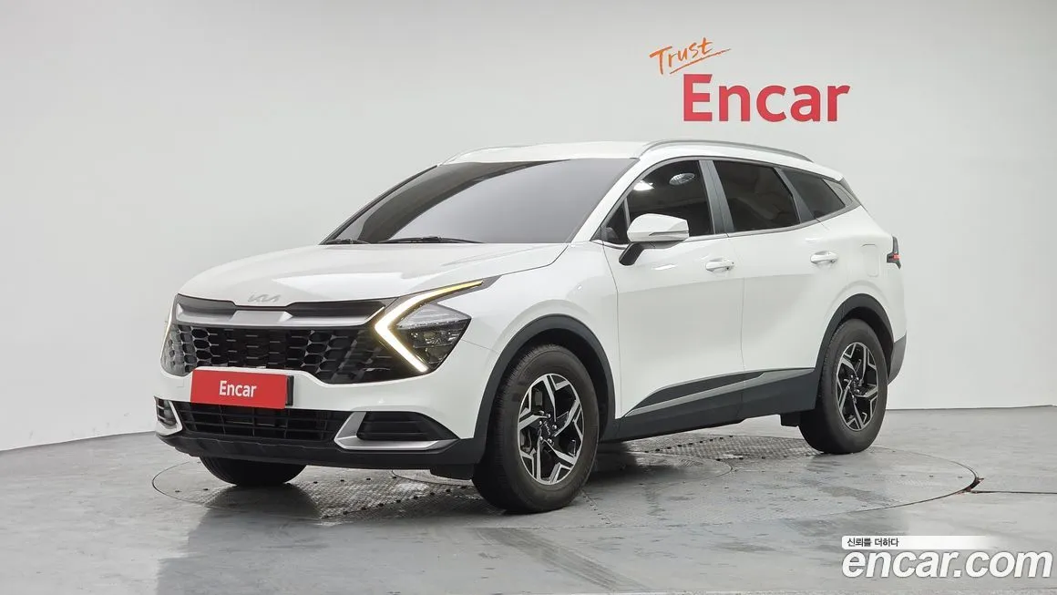 Kia Sportage — фото 1