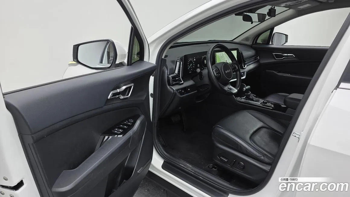 Kia Sportage — фото 10