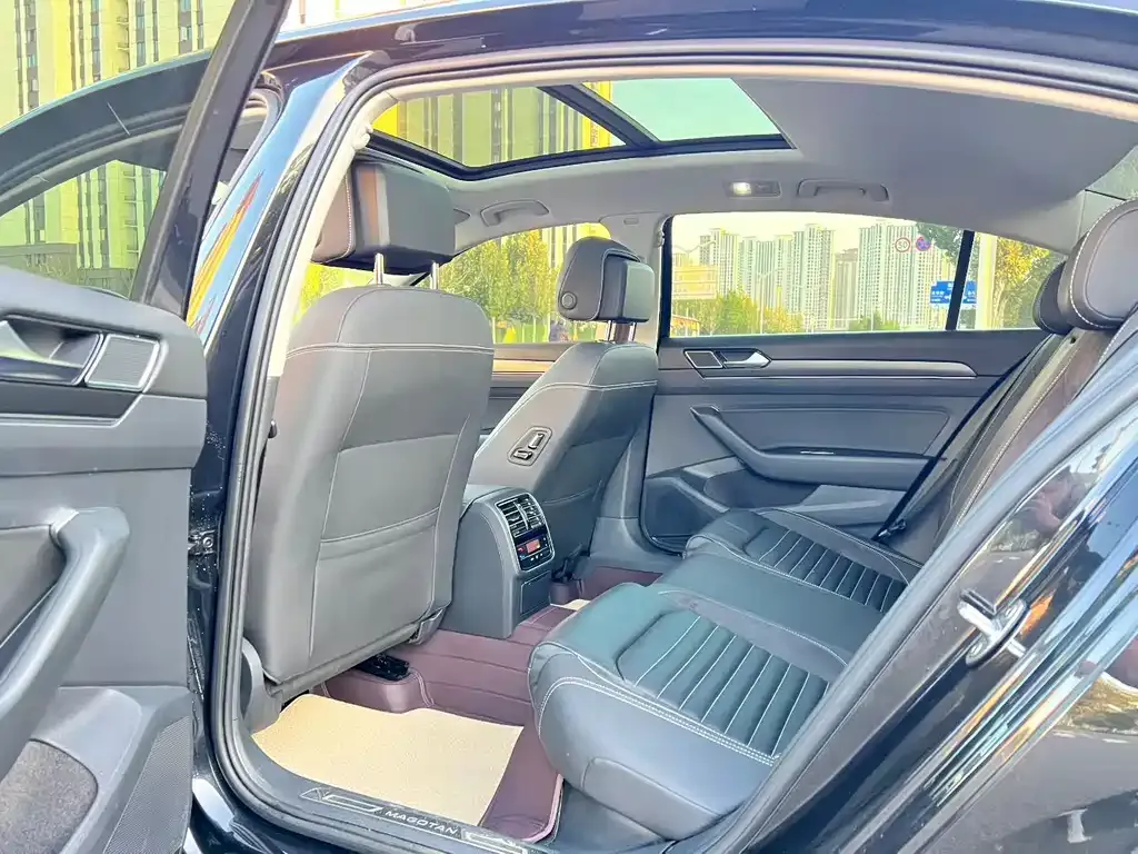 Volkswagen Magotan 2021 из CN, фото 5