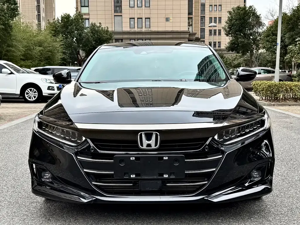 Honda Accord 2022 из CN, фото 2