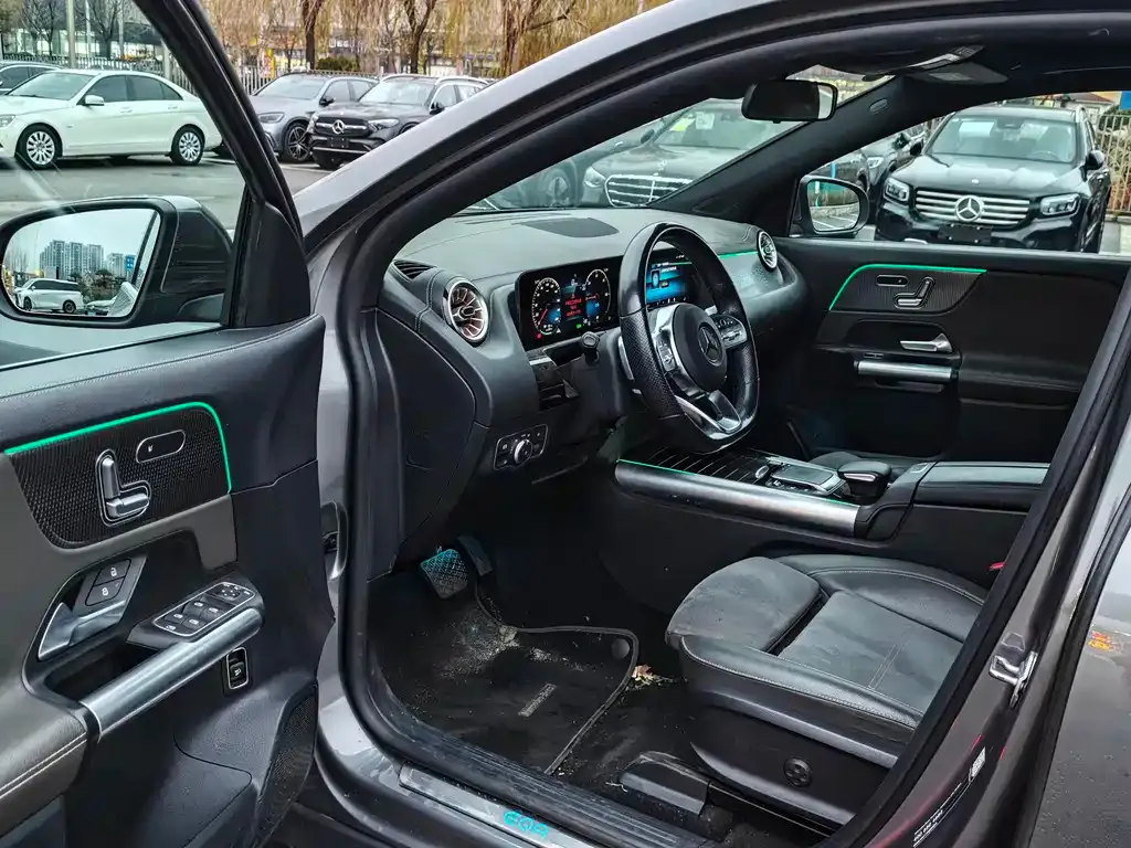 Mercedes-Benz EQA 2022 из CN, фото 2