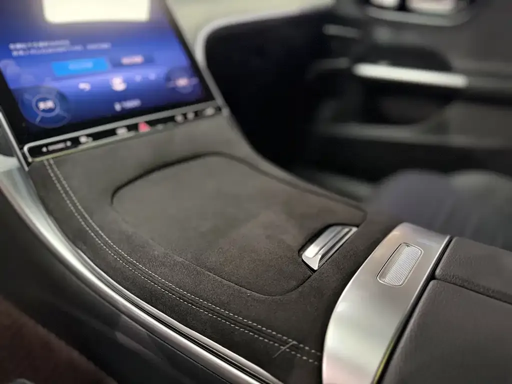 Mercedes-Benz C-Class 2023 из CN, фото 2