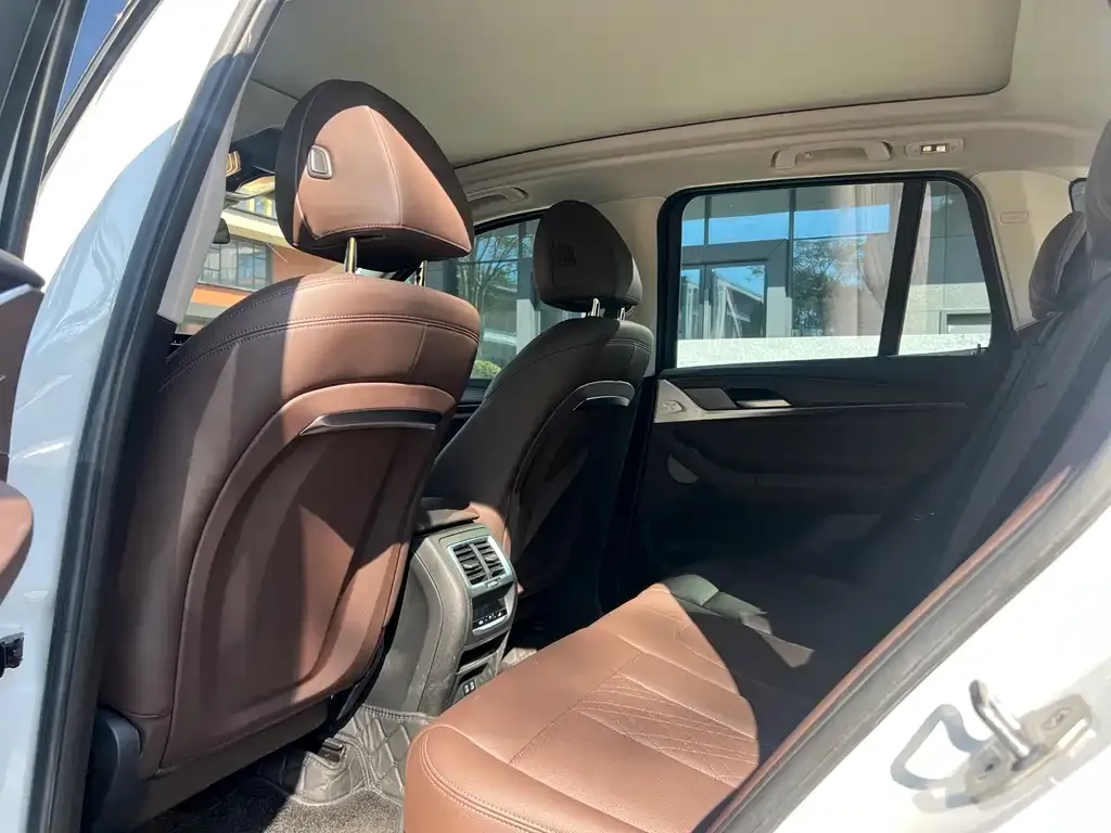 BMW X3 2022 из CN, фото 4