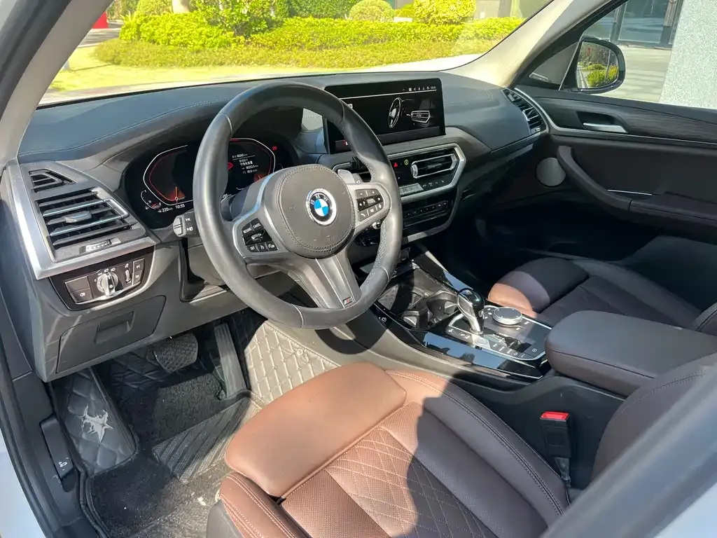 BMW X3 2022 из CN, фото 2