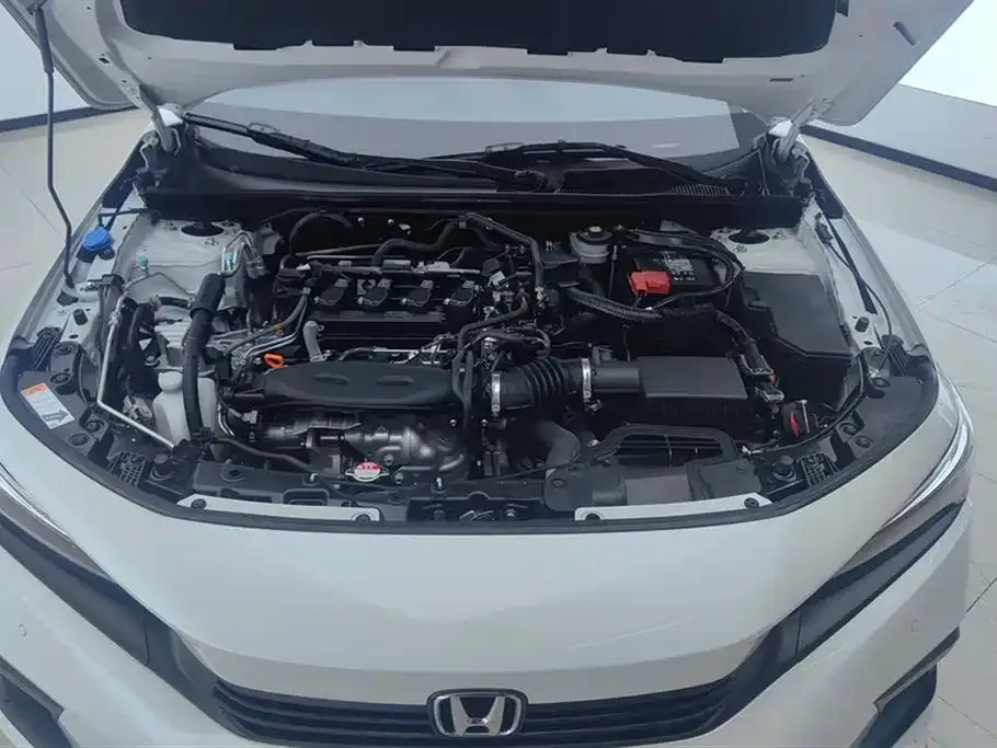 Honda Civic — фото 10