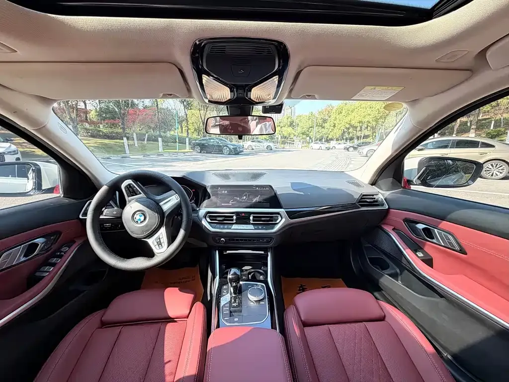 BMW 3 Series 2022 из CN, фото 8
