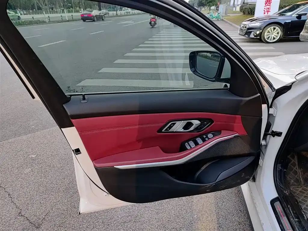 BMW i3 2023 из CN, фото 3