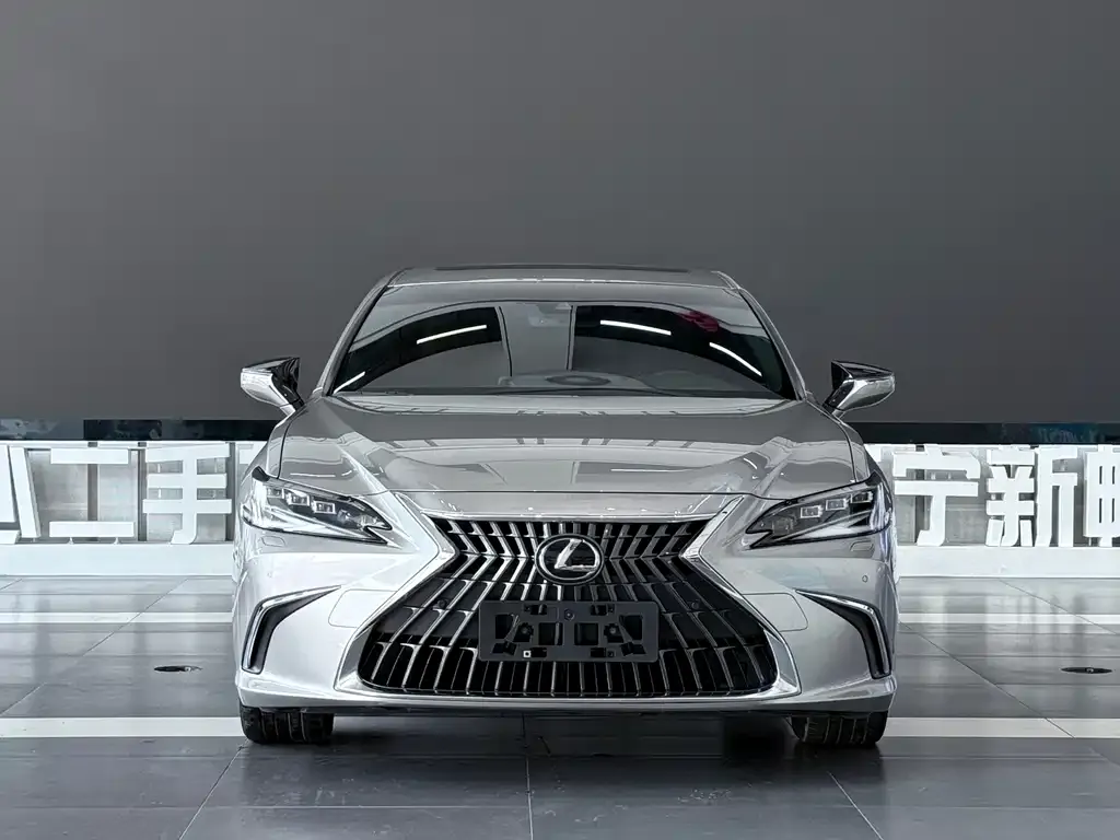 Lexus ES 2022 из CN, фото 10