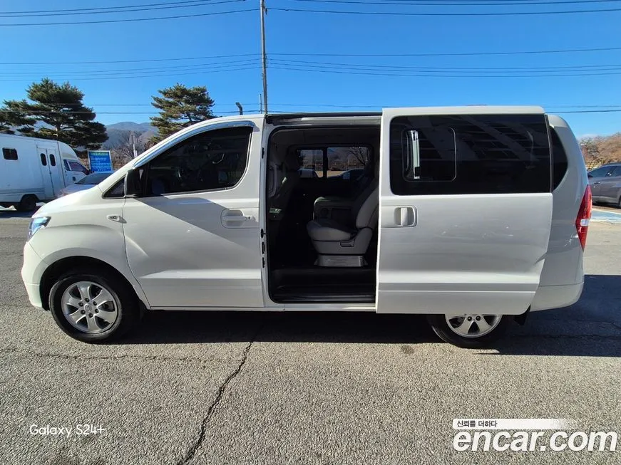 Hyundai Starex 2021 из KR, фото 7