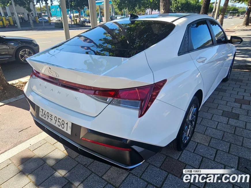 Hyundai AVANTE — фото 5