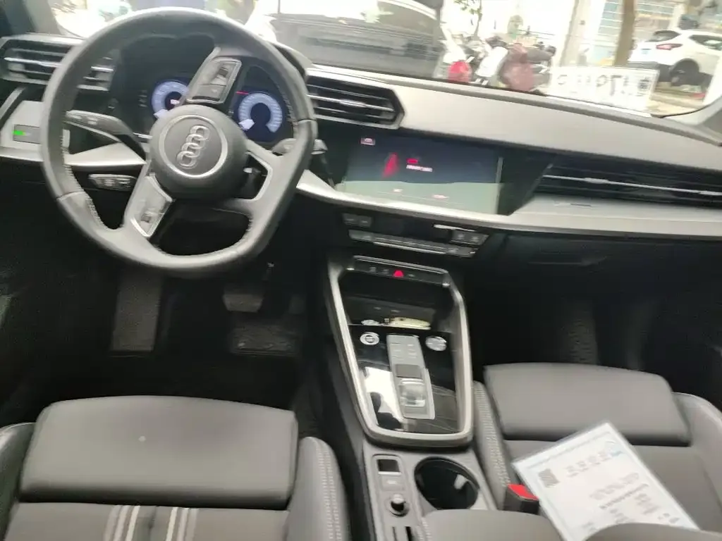 Audi A3 2023 из CN, фото 6