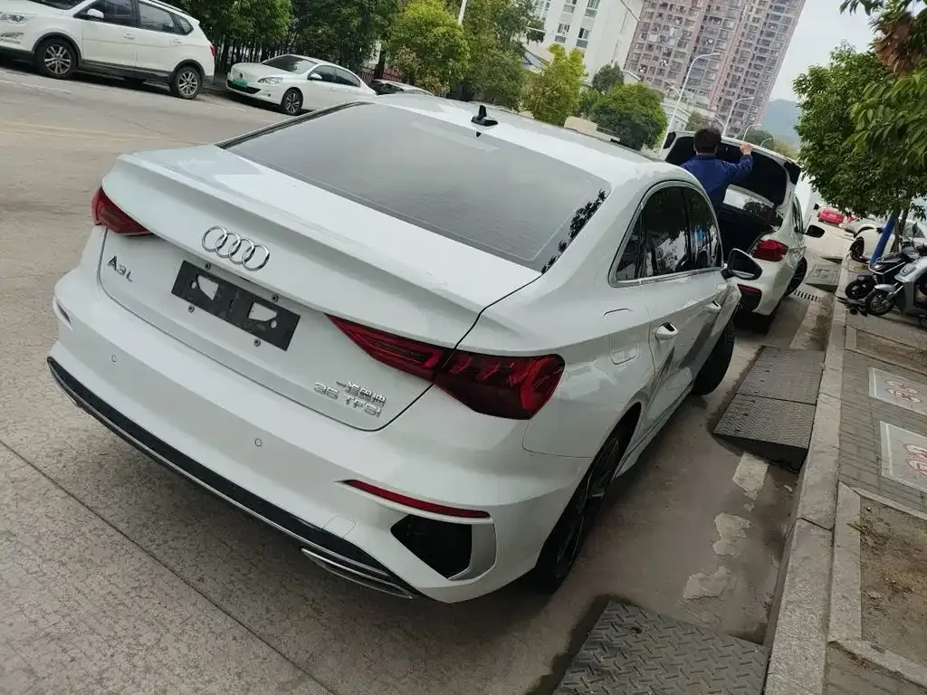 Audi A3 2023 из CN, фото 10