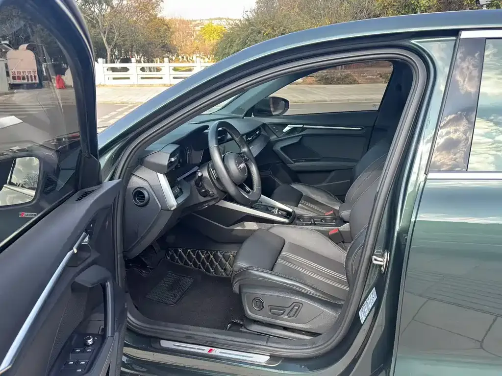 Audi A3 2022 из CN, фото 7