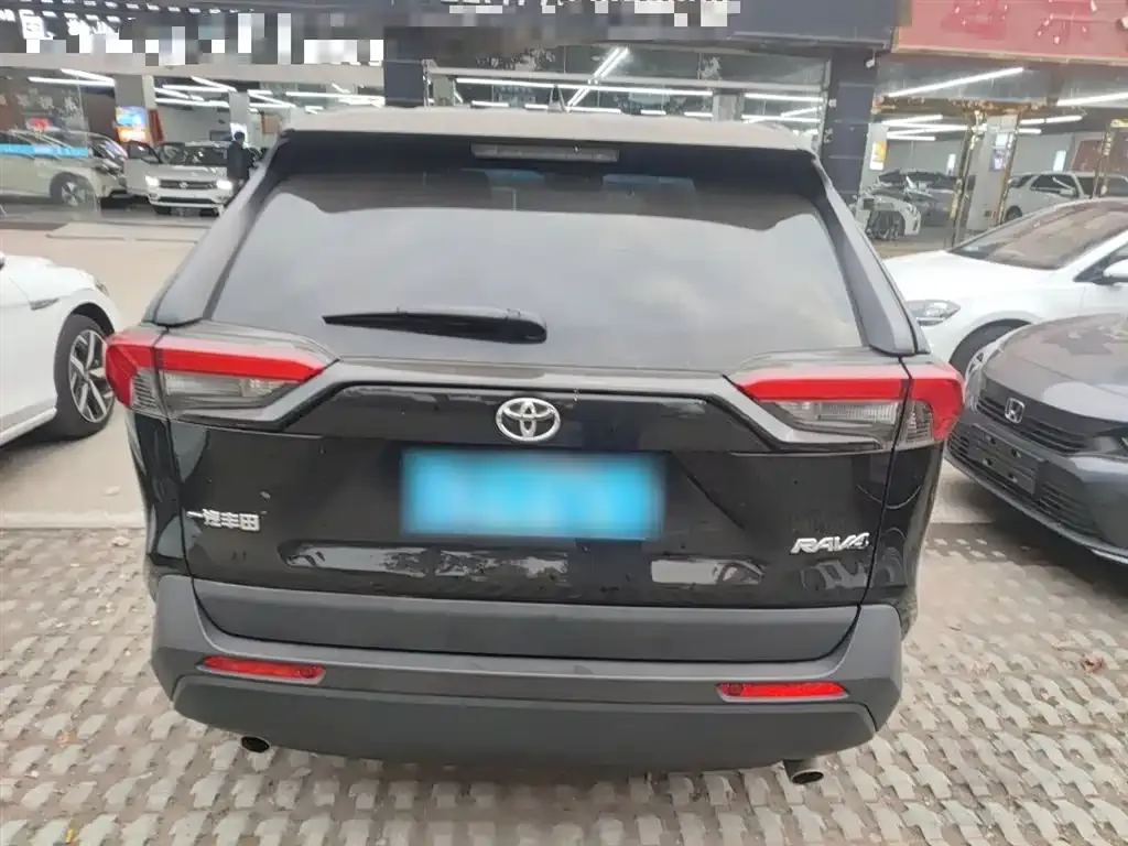 Toyota RAV4 2022 из CN, фото 6