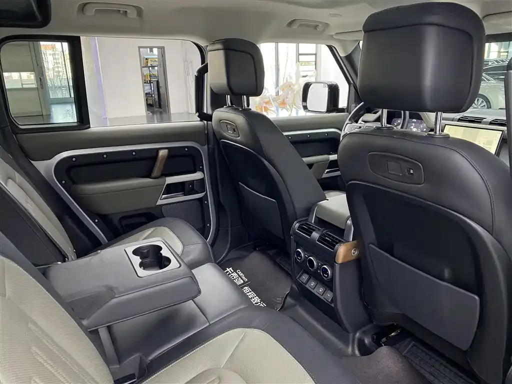 Land Rover Defender 2021 из CN, фото 8