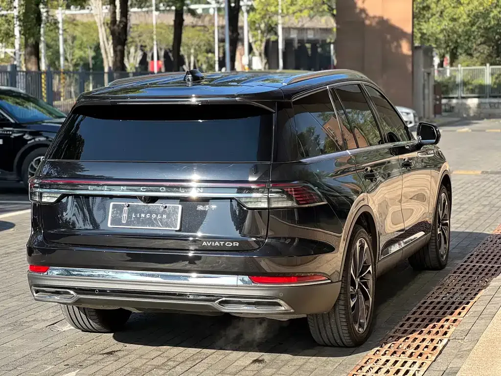 Lincoln Aviator 2024 из CN, фото 10
