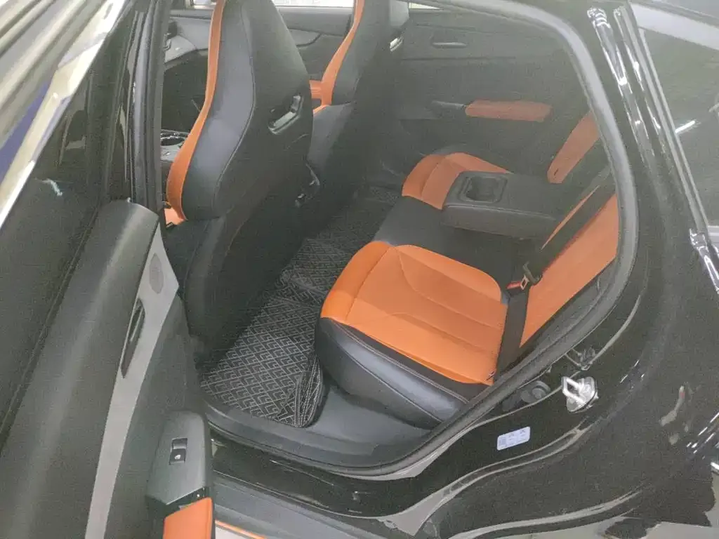 Changan UNI-V 2025 из CN, фото 6