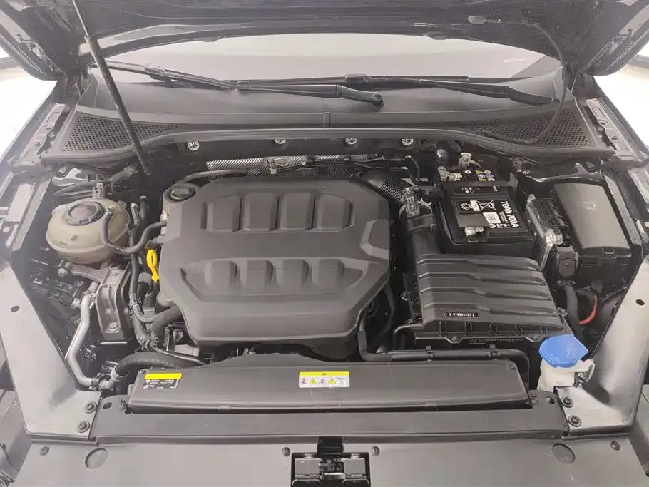 Volkswagen Magotan 2024 из CN, фото 9