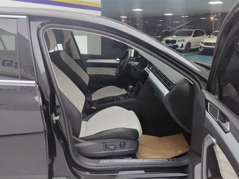 Volkswagen Magotan 2024 из CN, фото 5