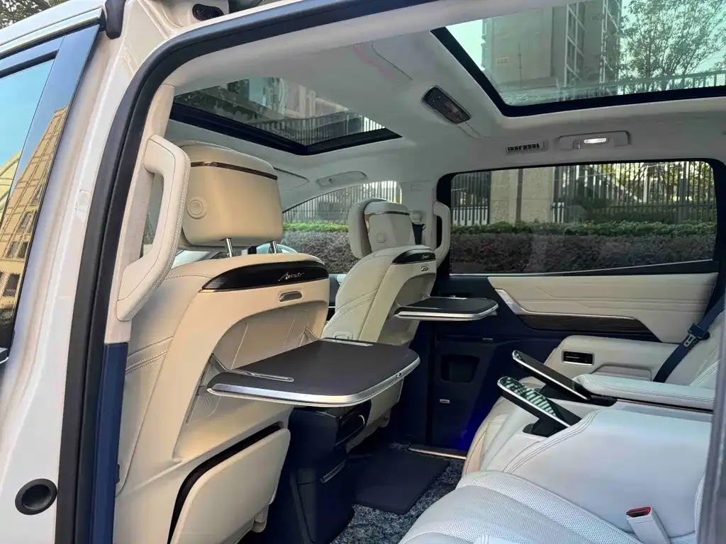 Buick Century 2023 из CN, фото 7