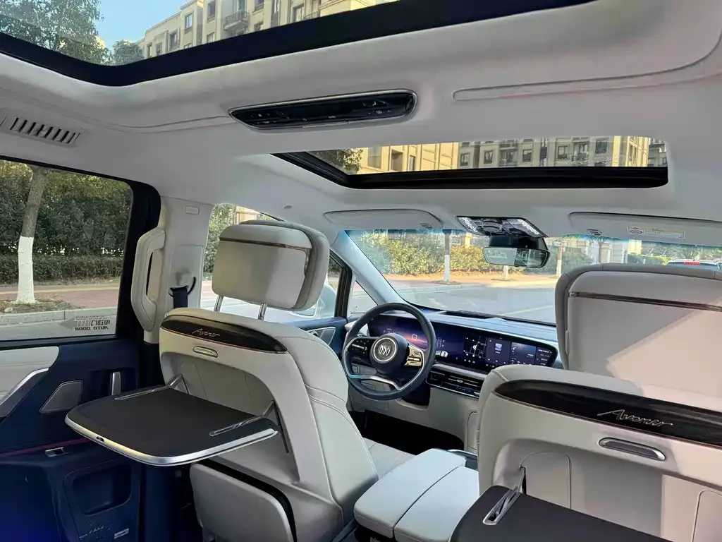Buick Century 2023 из CN, фото 8