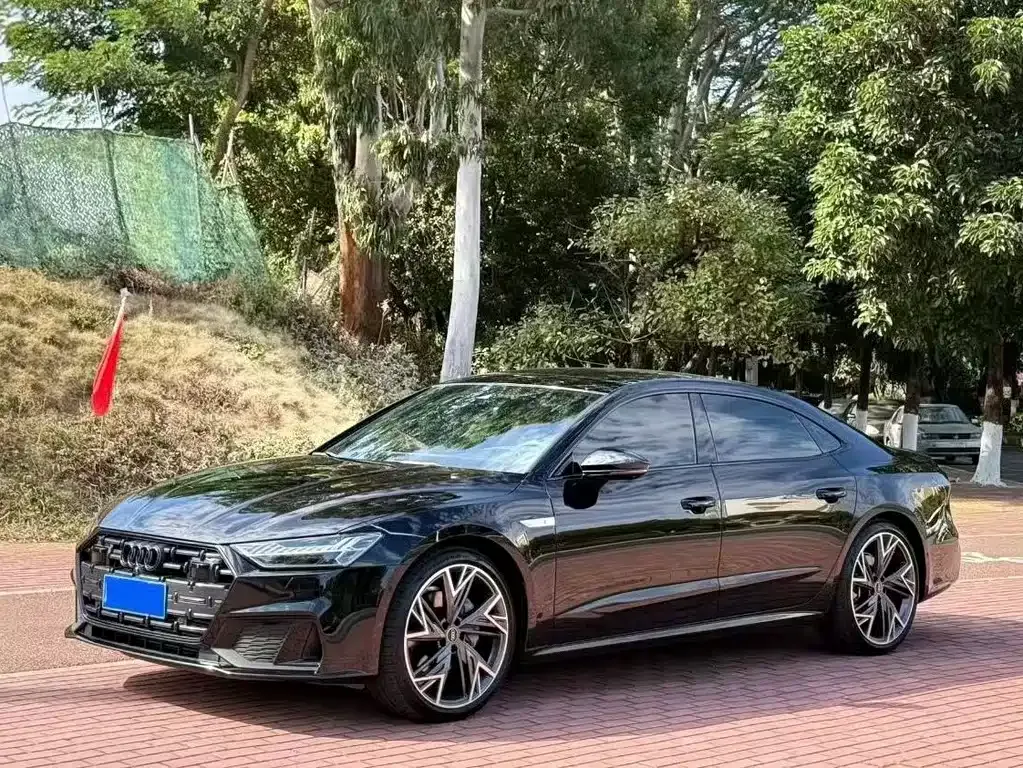 Audi A7L 2024 из CN, фото 1