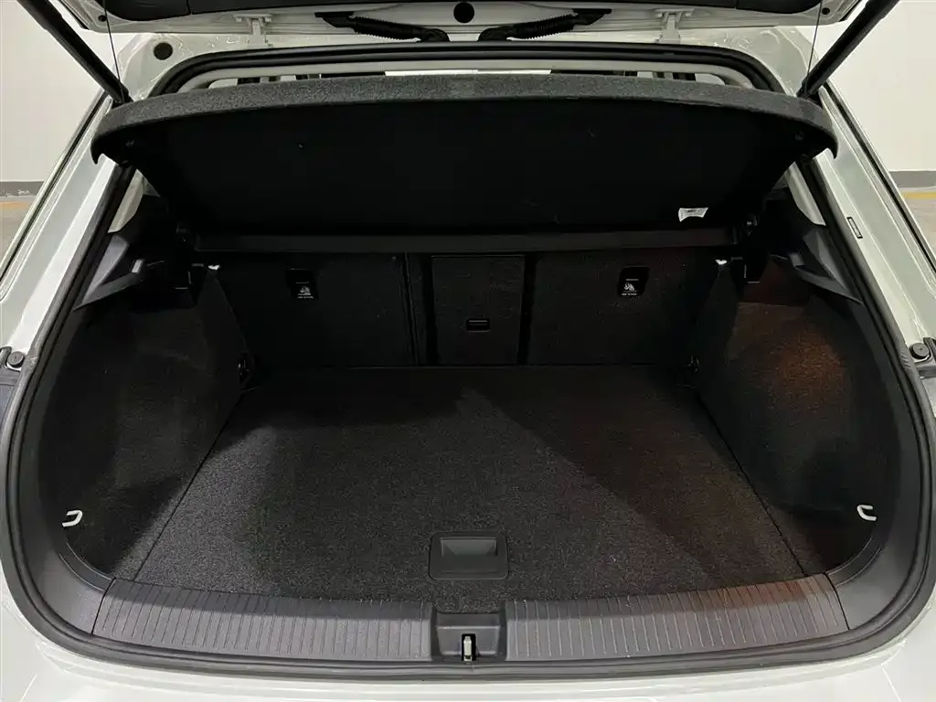 Volkswagen T-Roc 2022 из CN, фото 4