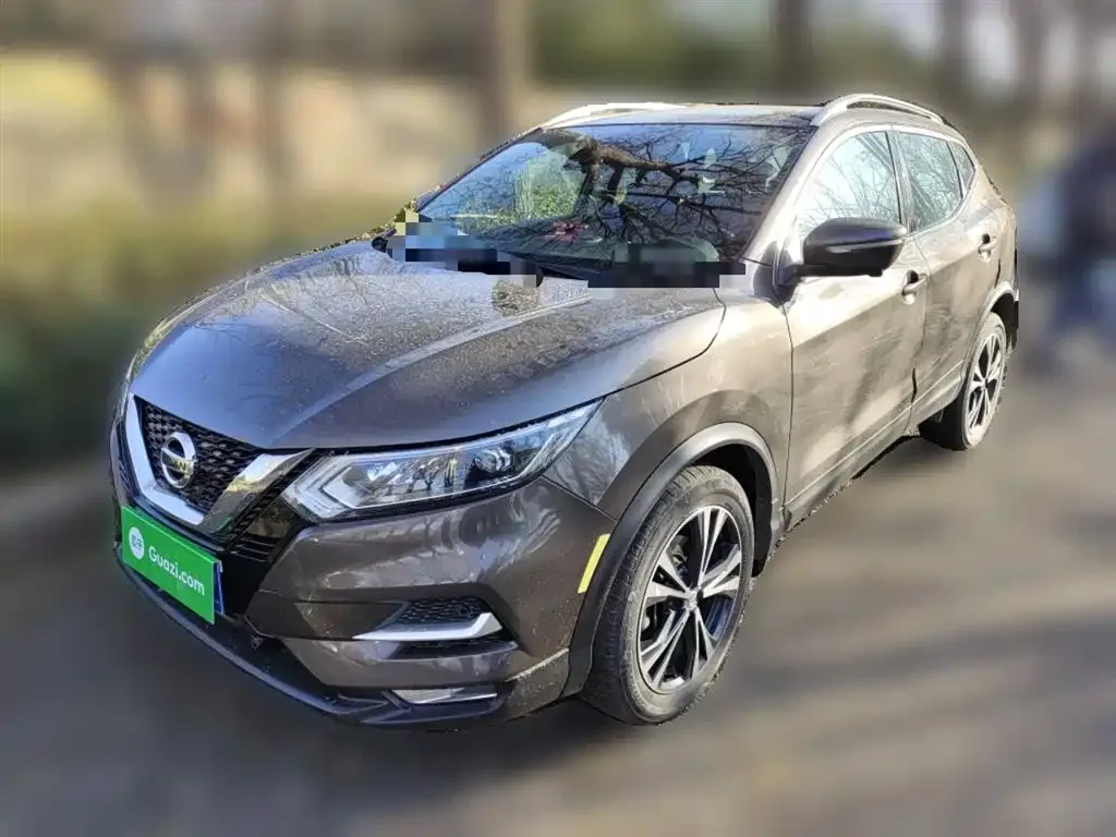 Nissan Qashqai — фото 9