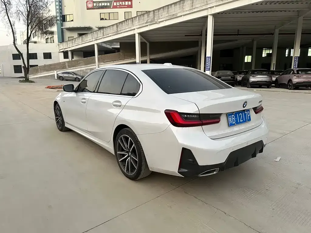BMW 3 Series 2023 из CN, фото 7