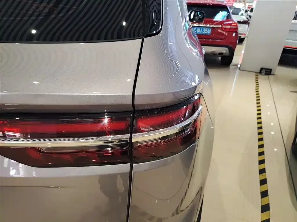 Geely Xingyue L 2024 из CN, фото 10