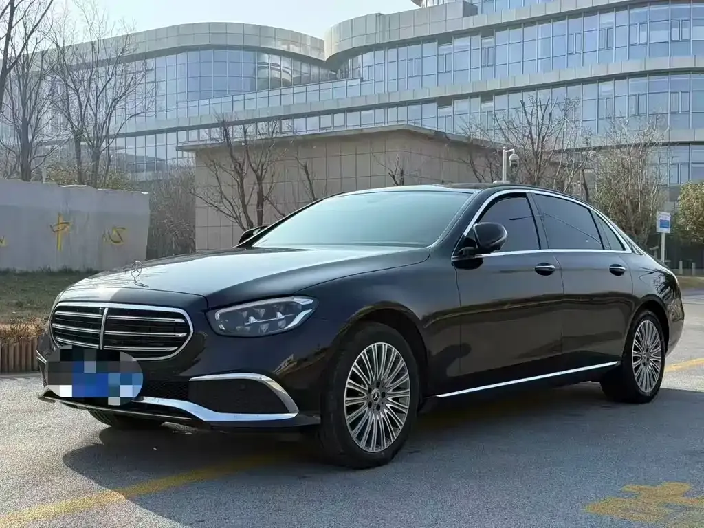Mercedes-Benz E-Class 2023 из CN, фото 1
