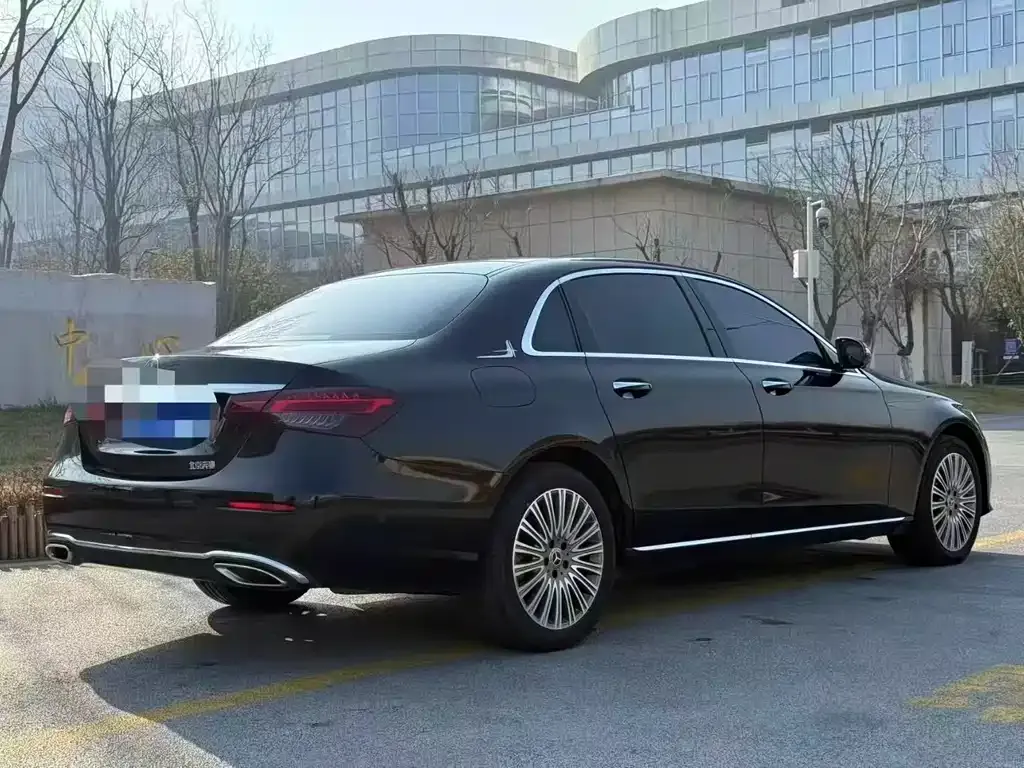 Mercedes-Benz E-Class 2023 из CN, фото 5