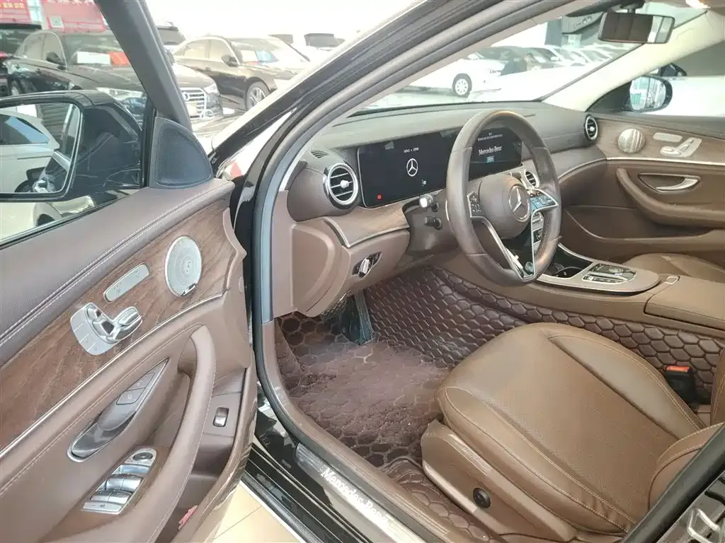 Mercedes-Benz E-Class 2022 из CN, фото 10