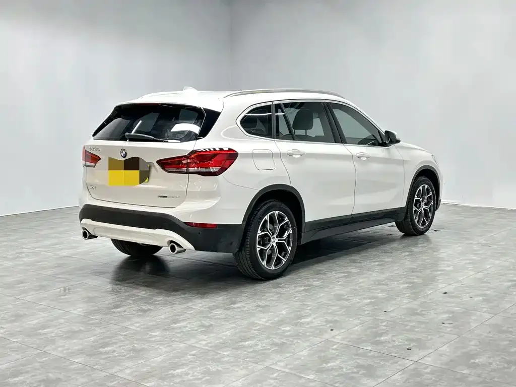 BMW X1 2022 из CN, фото 4