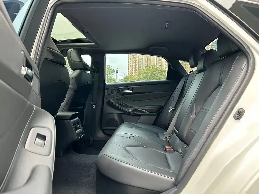 Toyota Avalon 2021 из CN, фото 6