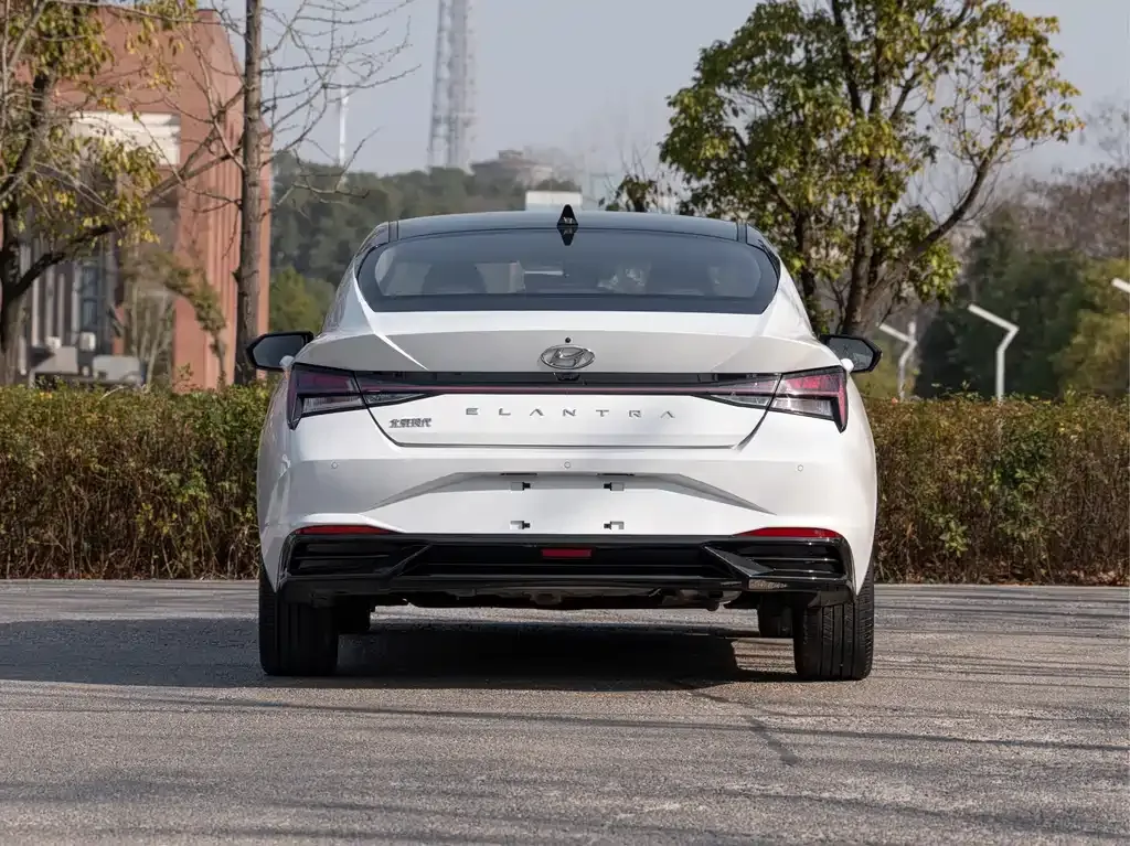 Hyundai Elantra 2021 из CN, фото 4