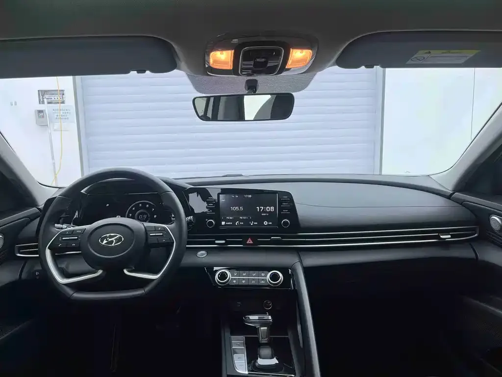 Hyundai Elantra 2022 из CN, фото 6